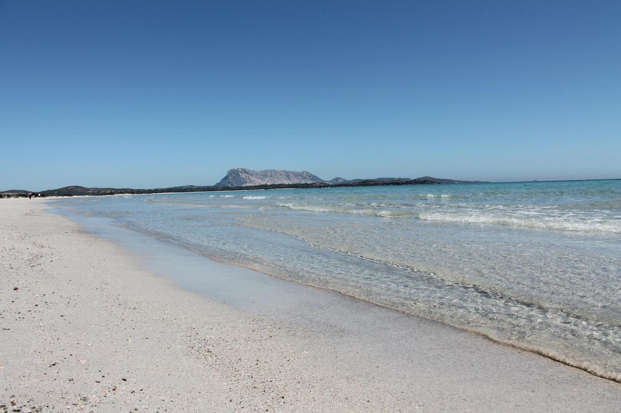 Villetta 1.2 Km Dalla Spiaggia Budoniaffitti Танаунелла Экстерьер фото
